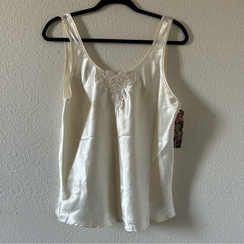Romantic Moods VTG Women’s Camisole Sz Large NWT Creamy Ivory Lace Pearl Sequin